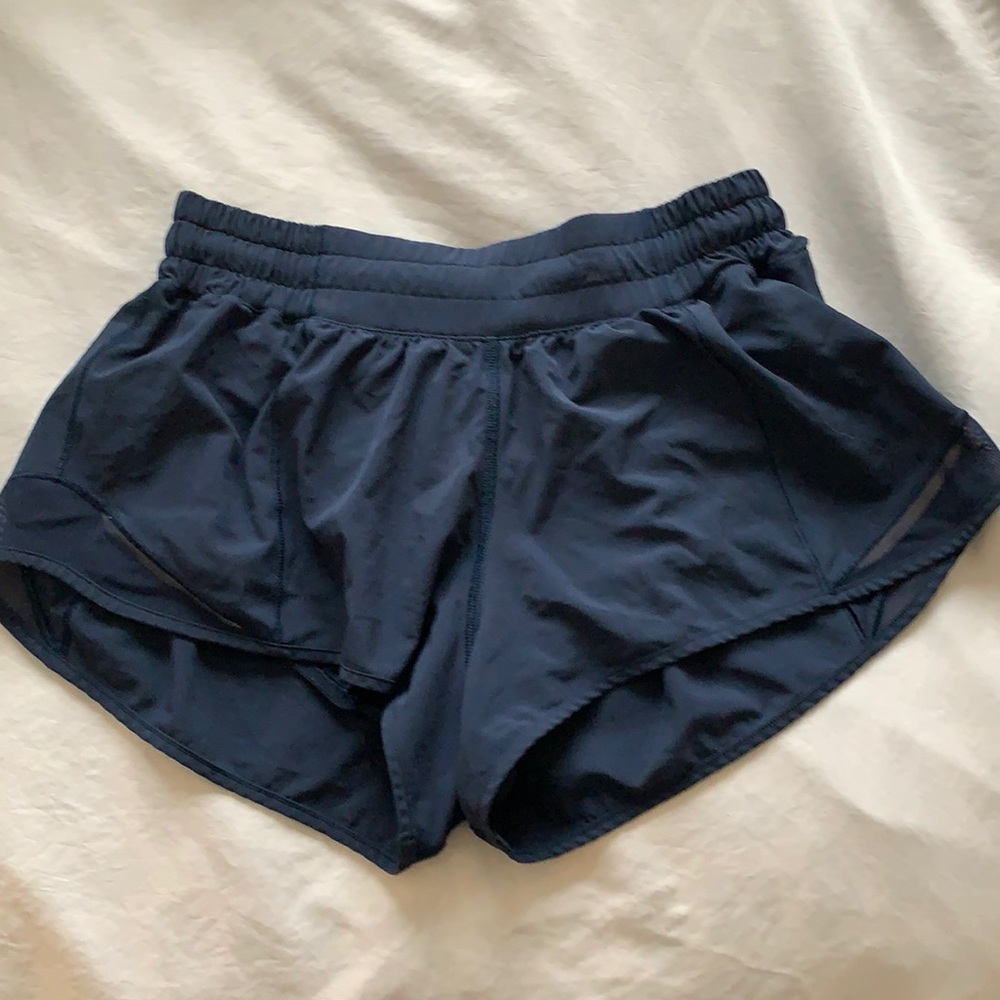Lululemon Hotty Hot Short 2.5”